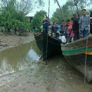 Sesosok Mayat Perempuan Tanpa Identitas Ditemukan di Parit 16
